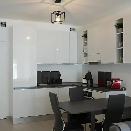 Homega - Center New Appartement *