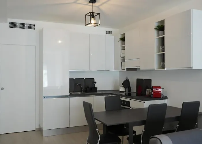 Homega - Center New Apartment *